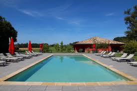 Check spelling or type a new query. Diffazur Piscines Pour Hotels Batiproduits
