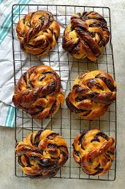 Something that defines hokkaido milk bread is the tangzhong method. Tangzhong Chocolate Swirl Buns Vonshef Stand Mixer Review Domestic Gothess