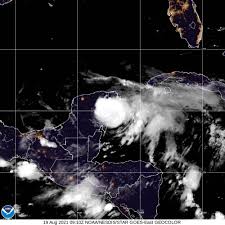 Hurricane grace unleashed strong winds and heavy rain on mexico's caribbean coastline thursday, grounding flights and forcing some tourists to spend the night in storm shelters. Hon9elegfrokom