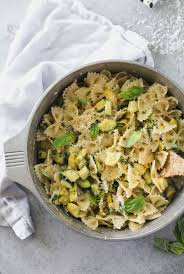 Easy Summer Zucchini Pasta Recipe Zucchini Pasta Summer Zucchini Summer Pasta