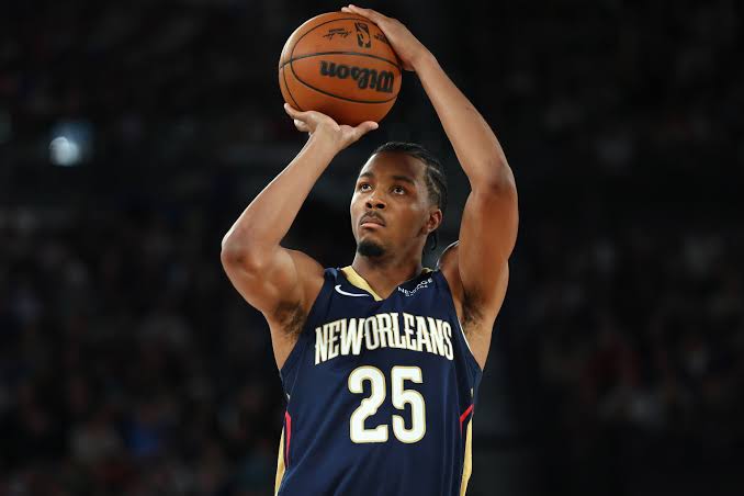 Pistons Proposed to Land Trey Murphy for 2 Key Players, 4 Picks in Major  Trade