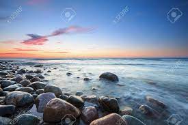 Consulta 72 opiniones, artículos y 64 fotos de rozewie lighthouse en tripadvisor. Sunset Over The Baltic Sea The Pebbly Beach In Rozewie Stock Photo Picture And Royalty Free Image Image 41412323