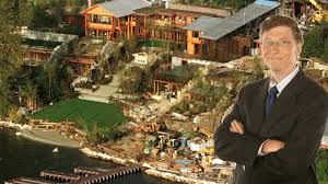 House is very modern, 21st century house in the pacific. Bill Gates Beautiful 150 Million Dollar House Tour Youtube