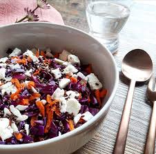 Salade De Chou Rouge Carottes Feta Et Huile De Noisettes Gratinez Salade Chou Rouge Recette Chou Rouge Salade De Chou