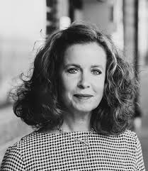 Tredje generationens överlevande En socialantropologisk studie om minne,  antisemitism och identitet i spåret av Förintelsen S