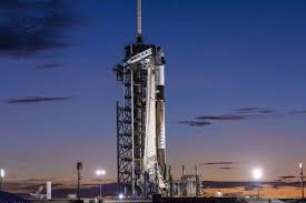 Parte de foguete espacial de Musk vai colidir com a Lua nesta quarta-feira: saiba a que horas e por que manobra será realizada