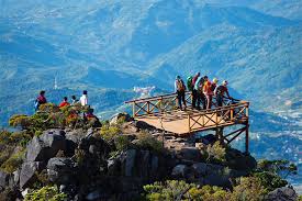 Hal ini tertera dalam buku 9 dari 10 kata bahasa indonesia adalah asing. Majestic Mount Kinabalu Sabah East Malaysia Mount Kinabalu