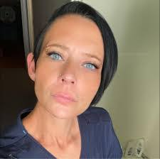 Elida Baker's Instagram, Twitter & Facebook