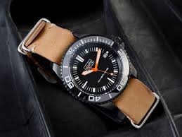 Divex professional divers watch 200m good working order. About Scurfa Watches