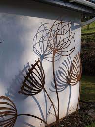 Big Ideas Of Outdoor Metal Decorations To Improve In Your Minimalist House Goodnewsarchitecture Garden Wall Art Outdoor Wall Art Metal Garden Art