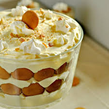 Mawmaws Banana Pudding Recipe Desserts With Vanilla Instant Pudding Milk Sour Cream Cool Whip Van Banana Pudding Recipes Banana Pudding Best Banana Pudding