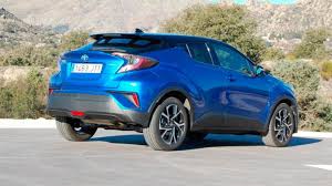According to the epa, that translates to an annual in any configuration, though, the escape hybrid has appreciably less cargo space than its honda and toyota competitors. Comparativa Kia Niro Vs Toyota C Hr Que Suv Hibrido Comprar Autofacil