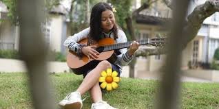 Meski terkenal sejak melantunkan lagu peluk cium tahun 2011, tampaknya ia lebih fokus kepada dunia. Cantik Dan Kece Ini Potret Nasha Anaya Anak Bungsu Pasha Ungu Dan Okie Merdeka Com
