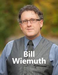 Steamboats Changed America (History Highlights Series): Wiemuth, Bill,  Highlights, History: 9798391397625: Amazon.com: Books