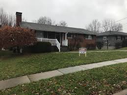 3 bedroom local section 8 houses for rent. 4372 Pinecroft Dr Cincinnati Oh 45211 Hotpads