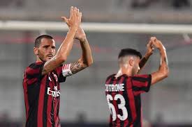 He wanted to stop the ball i think bonucci has been nowhere near good enough for us and i realize that his performances have. Milan Bonucci Si Presenta Io Come Pirlo Se Segno Alla Juventus
