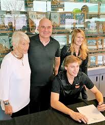 steffi graf andre agassi sohn jaden will baseball star werden steffi graf minnesota twins zweikampf