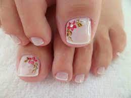 Las uñas de los pies tambien se embellecen y mas en verano o primavera en donde están mas expuestas. Pin En Unas Bellas