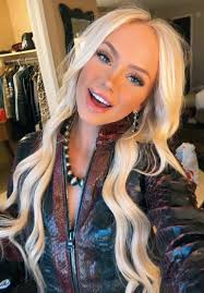 Rodeo Queen Modeling