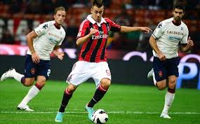 Ac Milan 2 0 Cagliari El Shaarawy Double Eases Pressure On Allegri The 19 Year Old Found The Net Twice On A Night When The Rossoneri Ac Milan Cagliari Milan
