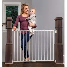 This gate keeps your child safer from accessing stair, busy kitchen or unsafe zones. Regalo Extra Wide 2 In 1 Stairway And Hallway Safety Gate With Mounting Kit Walmart Com Walmart Com