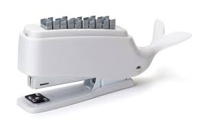 可愛實用兼備的大鯨魚釘書機套件組 大人物 71174 office supply organization design office supplies
