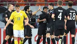 Die initiative ehrt einmal die jährliche arbeit eben jener fussballtrainer*innen und spieler*innen und zum anderen führt die verbindung von sport & kultur zu einem positiven imagewachstum für deutschland im ausland. 4cpfb5 2eeyrtm