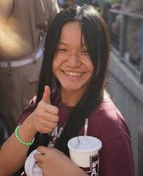 Anna Keniston's Instagram, Twitter & Facebook