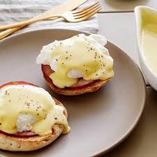 Hollandaise Sauce Recipe In 2020 Food Network Recipes Recipe For Hollandaise Sauce Food