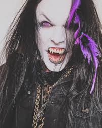 Happy Thursday to everyone! can't wait to show you all more music in the  future 🔥