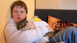 Katze mit down syndrom infos und fotos. Trisomie 21 Simon Weiner 19 Hat Downsyndrom Und Ist Ganz Normal Augsburger Allgemeine
