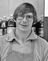 Run for the roses — and local arts