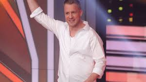 Explore tweets of benjamin piwko @benjaminpiwko on twitter. Fur Let S Dance Oli Pocher Sagt Seinen Kilos Den Kampf An Promiflash De
