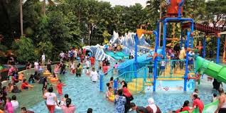The jungle water adventure atau yang biasa disebut dengan the jungle bogor adalah salah satu kawasan taman wisata tematik yang cukup menarik untuk dikunjungi saat musim liburan tiba. The Jungle Waterpark Bogor 2021 All You Need To Know Before You Go With Photos Tripadvisor