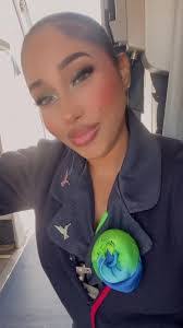 Rochelle Phipps's Instagram, Twitter & Facebook