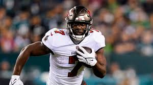 Running back leonard fournette wird jedoch nicht von der injured reserve für das spiel zurückkehren. Is Leonard Fournette Performing His Way To A New Deal With Bucs