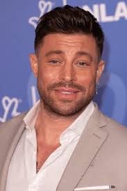 87 Duncan James Royalty-Free Images, Stock Photos & Pictures