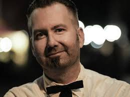 Smith Trae, 1010 Westport Rd, Kansas City, MO 64111, US