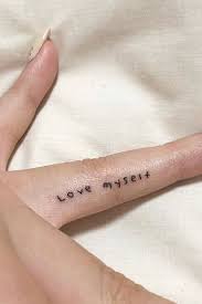 Cool Finger Small Tattoo Design Ideas In 2020 Finger Tattoos Words Cute Finger Tattoos Cool Finger Tattoos