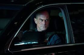 Stabler tells svu's benson 'i love you' in season 1, episode 4. Tv Kritik Review Law Order Organized Crime Mochte Nicht Law Order Sein Ruckkehr Von Christopher Meloni Hinterlasst Zwiespaltigen Eindruck Auf Tv Wunschliste