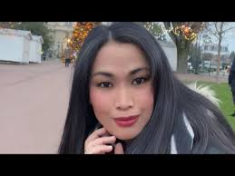 Beverly Mendes hello merry Christmas