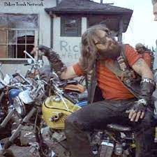 Most 1%er motorcycle club books are written by law enforcement types who have infiltrated clubs in order to make arrests and take those . Pin On Hells Angels