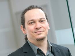 Knowledge Graphs As A Service