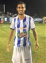 In 2008, he was loaned to central español, where he played 28 games in two years, before returning to peñarol. Vibradeportes El Azul Y Blanco Lidera El Apertura Junto A Penarol Y Progreso Hoy Comienza La Fecha 4
