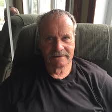 What could be causing the oily exhaust and how to fix it in a Detroit  Silver 8V92 engine?