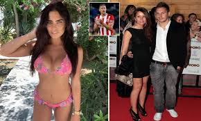 Steve jagielka is on facebook. Premier League Star Phil Jagielka Splits With Wife Over Instagram Model Who Dated Usain Bolt Daily Mail Online
