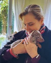 Simona Ventura ed il suo nuovo cagnolino, il piccolo Tony😍