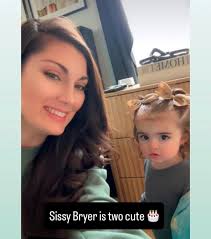 I told briley look how adorable you are she smile 😃 so freakin cute love  her smirk 😏 and smile 😃 makes mine and everyone else day better ❤️❤️❤️