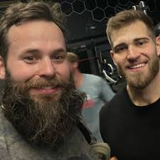 How much does a #MoneyCoach and #Podcaster make? Filmed at the Pioneer  Courthouse Square @capitalonecafe 📍 Thanks to @travelercharly for your  transparency! #capitalonepartner #salarytransparentstreet  #salarytransparency paytransparency ...