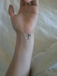 A lot of the effects that are seen in movies today were not possible or thought of yet back then. Small Lotr Tattoos Google Search Lord Of The Rings Tattoo Signature Tattoos Lotr Tattoo